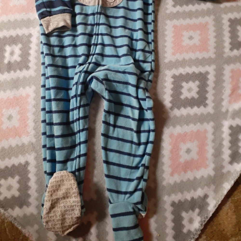 Footed Pjs - Picture 2 of 2